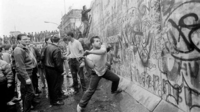 HIJOS de la generación que derribó la barrera comparten a La Razón cómo se viven las consecuencias de la división. Foto: Especial