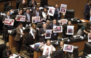 La bancada albiazul en la Cámara alta protesta contra candidatura de aliada del partido guinda. Foto: Cuartoscuro