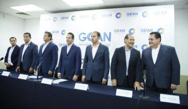 Integrantes de la Asociación de Gobernadores de Acción Nacional en una reunión. Foto: Especial